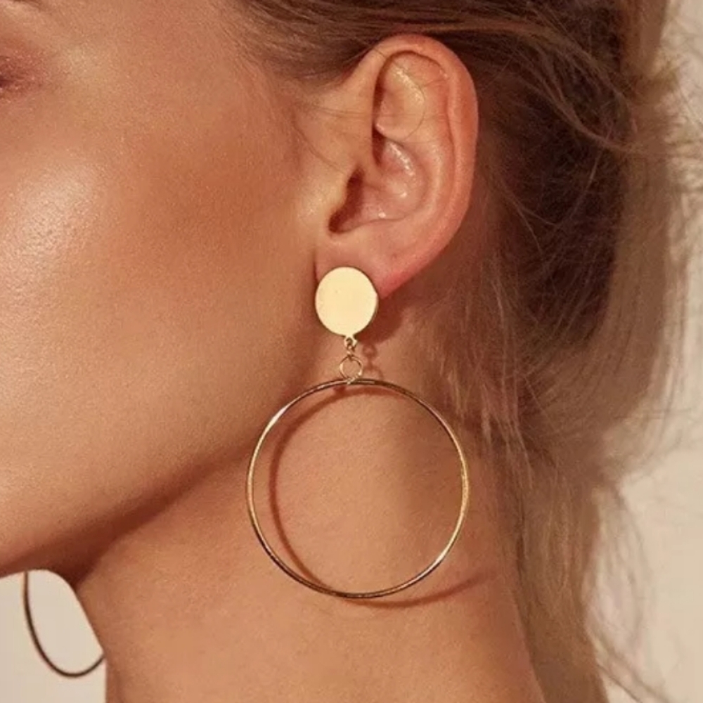 Lightweight Trendy Dangling Hoops Earrings
